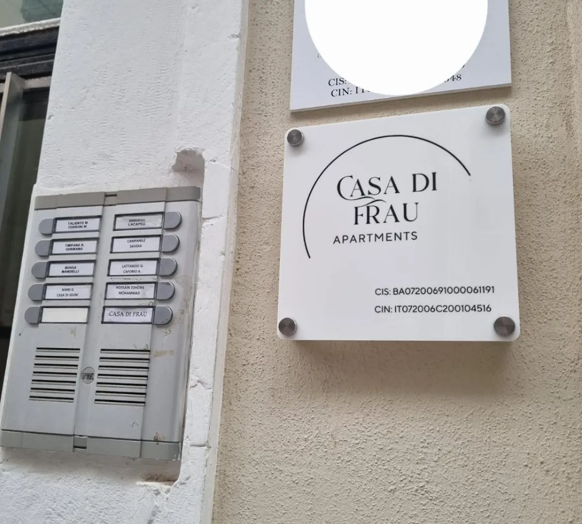 アパート バーリCasa Di Frauアパートメント イタリア
