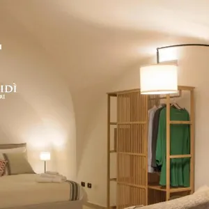 Domus Midi - Nel Centro Della Citta Apartment